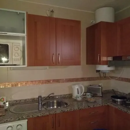 Amazing Flat With Swimming Pool Near The Streap