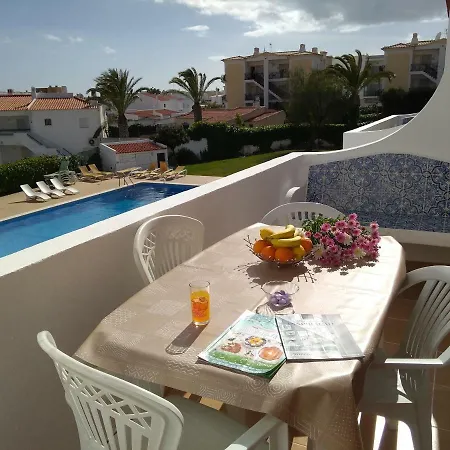 Amazing Flat With Swimming Pool Near The Streap Apartment *