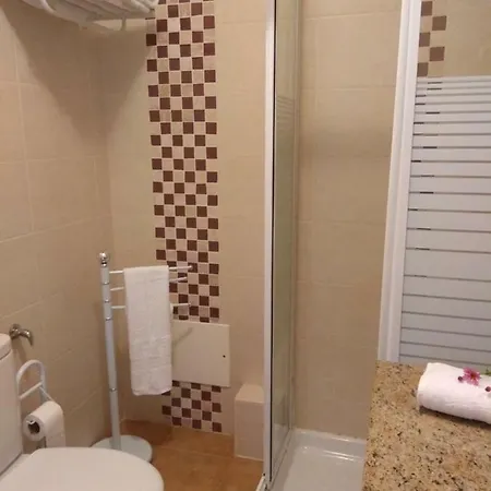 Apartment Amazing Flat With Swimming Pool Near The Streap